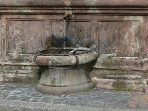 La Fontaine Place Foch