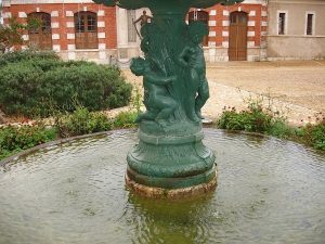 La Fontaine Place du Gal De Gaulle