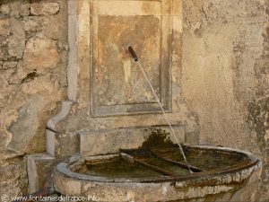 La Fontaine rue des Prieurs