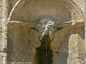 La Fontaine rue des Istres