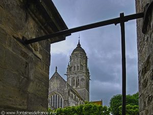 La Fontaine Place de l'Eglise
