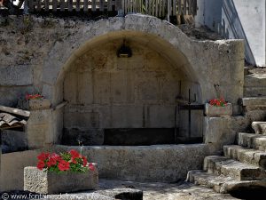 La Fontaine-Abreuvoir-Lavoir du XIXème siècle