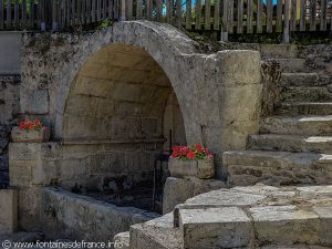 La Fontaine-Abreuvoir-Lavoir du XIXème siècle