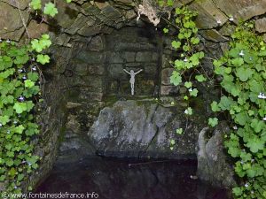 La Fontaine de Pierres Brunes