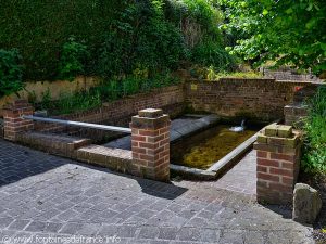 La Fontaine Lavoir St-Rémi