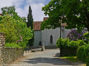 La Fontaine Place de l'Eglise