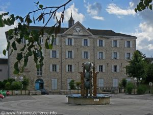 La Fontaine place Auguste Roche