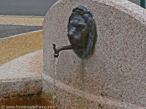 La Fontaine Place du Dr Hugoneau