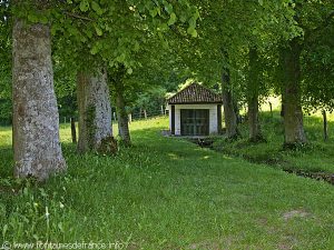 La Fontaine de la Vierge des Prés