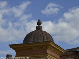 La Fontaine place de la Fontaine