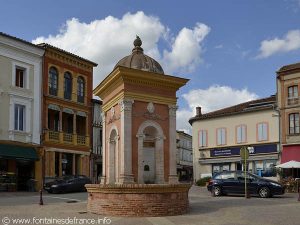 La Fontaine place de la Fontaine