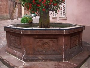 La Fontaine Place de l'Eglise