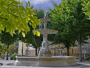 La Fontaine Place Fournier