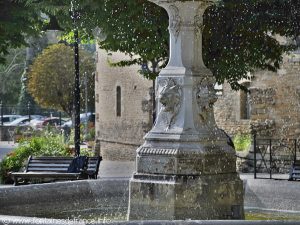 La Fontaine Place Fournier