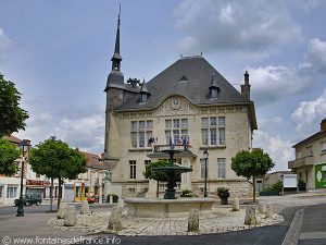 La Fontaine Place de l'Hôtel de Ville