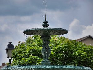 La Fontaine Place de l'Hôtel de Ville