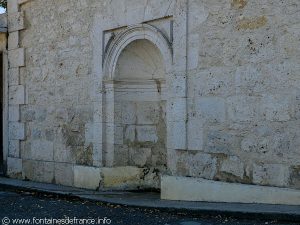 La Fontaine Place Léopold Ferradou