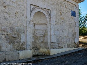 La Fontaine Place Léopold Ferradou