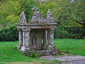 La Fontaine St-Jean-Baptiste
