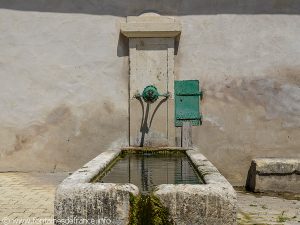 La Fontaine et l'Abreuvoir