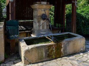 La Fontaine Poirot et le Lavoir