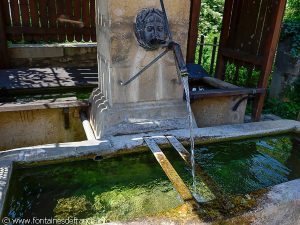 La Fontaine Poirot et le Lavoir