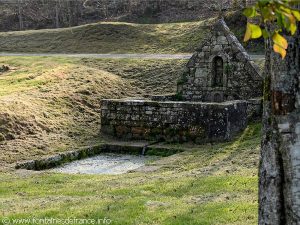 La Fontaine de la chapelle de Locmeltro