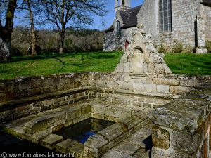La Fontaine de la Chapelle Saint-Urlo