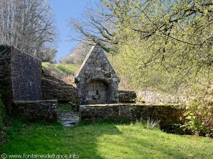 La Fontaine N-D de Crénénan