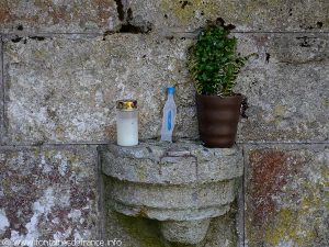 La Fontaine N-D de Crénénan