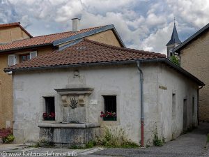 La Fontaine rue Basse