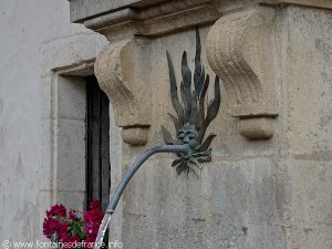 La Fontaine rue Basse