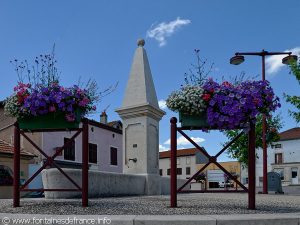 La Fontaine Place de la Fontaine