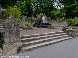 La Fontaine contrebas du Square Boufflers