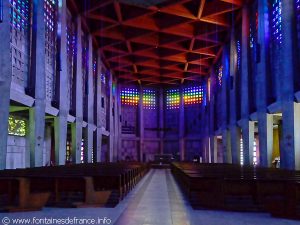 Intérieur de l'église St-Rémy