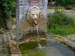 La Fontaine rue de Vaux