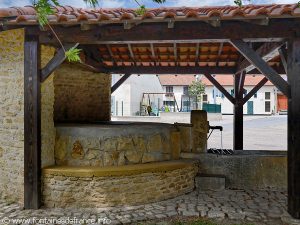 La Fontaine rue du Lavoir