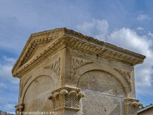 La Fontaine rue de l'Eglise