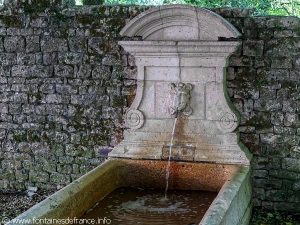 La Fontaine Square P.Billard