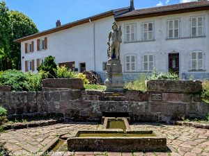 La Fontaine Miraculeuse St-Quirin
