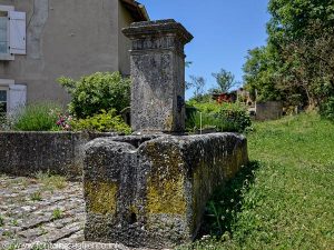 La Fontaine Place de la Fontaine