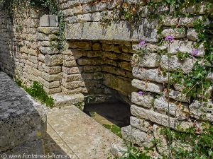 La Fontaine et le Lavoir