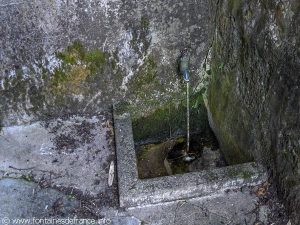 La Fontaine rue des Sources