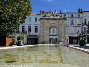 La Fontaine Place Colbert