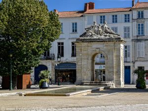 La Fontaine Place Colbert
