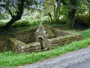 La Fontaine de N-D du Moustoir