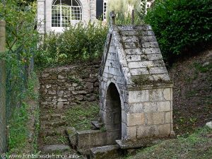 La Fontaine de la Trinité de Castennec