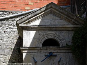 La Fontaine rue Alsace-Lorraine