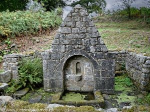 Fontaine de la Chapelle N-D des Grâces