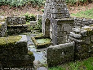 Fontaine de la Chapelle N-D des Grâces